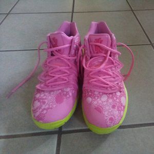 Patrick Star Nike shoes